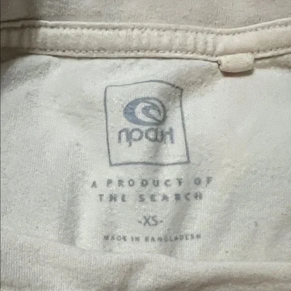 Rip Curl Beige Long Sleeve Tee with Multicolor Stripes - Picture 4 of 4